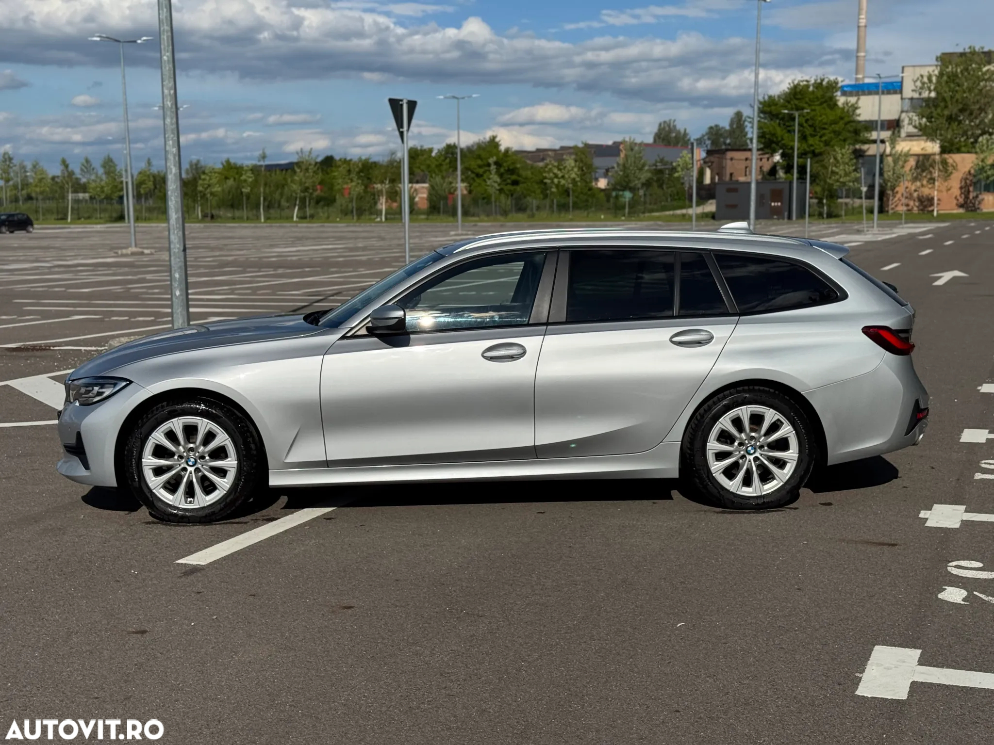 BMW Seria 3 318d Touring Aut. - 8