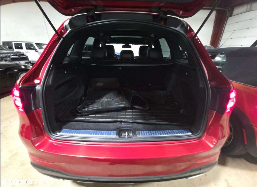 Mercedes-Benz GLC 300 4Matic 9G-TRONIC Exclusive - 14