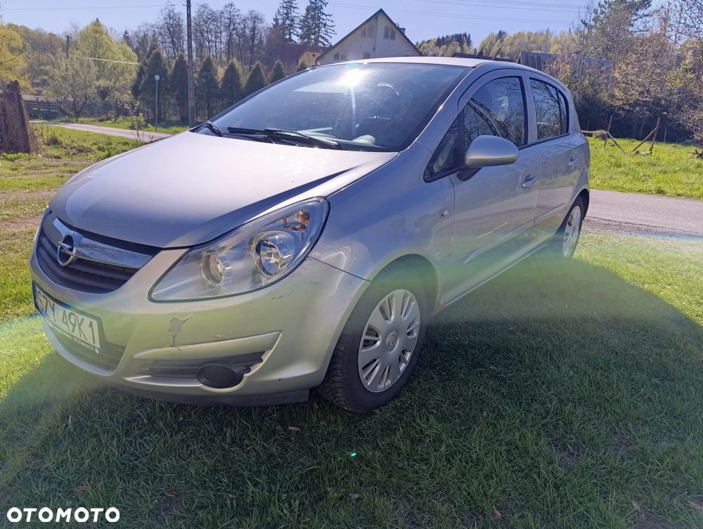 Opel Corsa 1.4 16V Innovation - 1