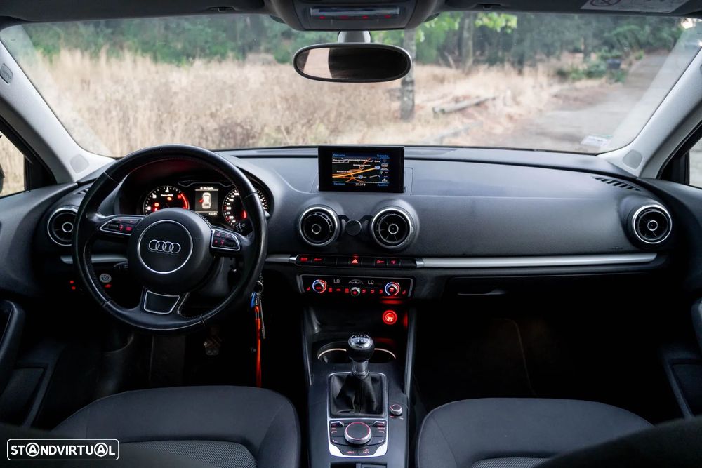 Audi A3 Sportback 1.6 TDI (clean diesel) Attraction - 11