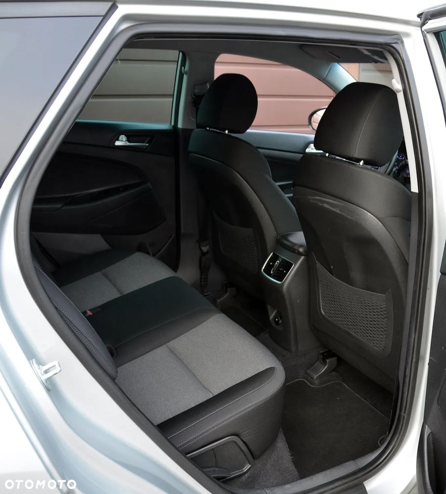 Hyundai Tucson blue 1.6 GDi 2WD Navi - 13