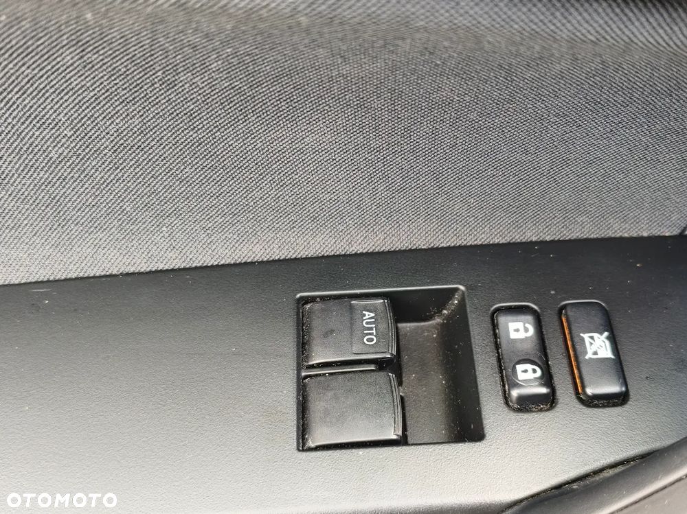 Toyota Auris 1.33 VVT-i Active - 15