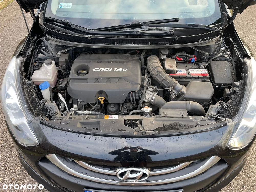 Hyundai i30 1.4 CRDi Comfort - 11