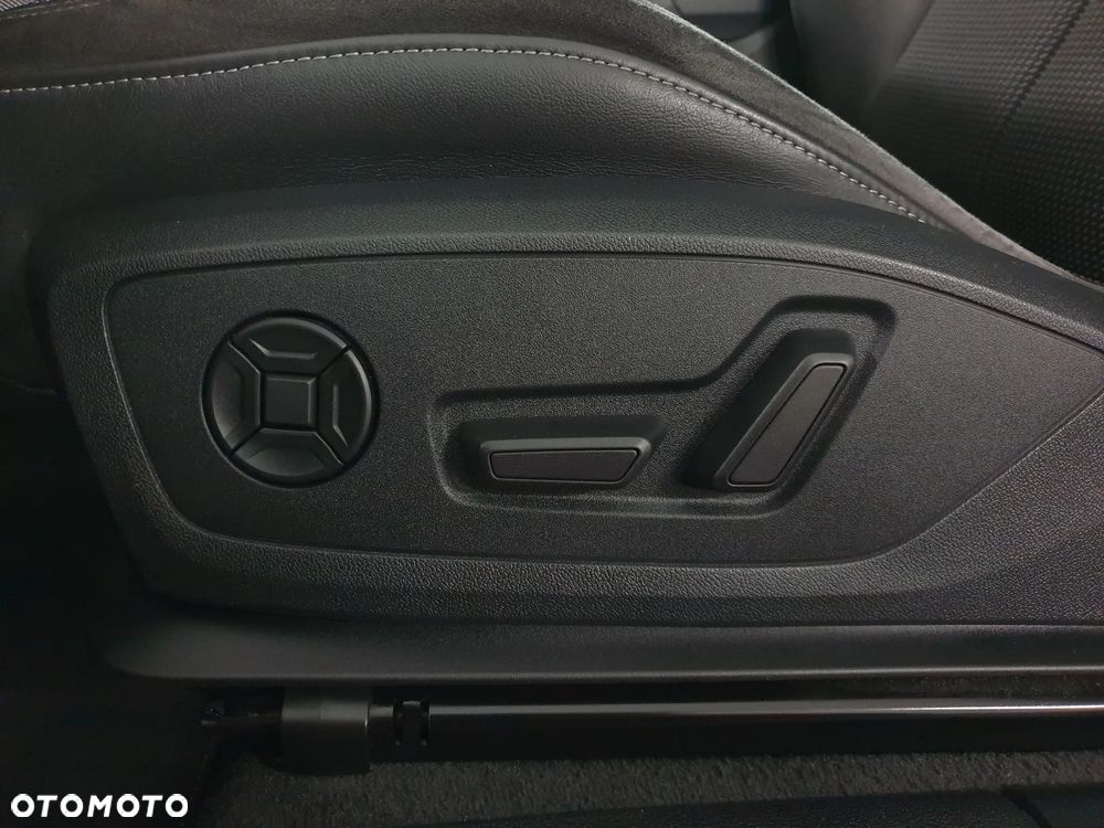 Audi Q3 40 TDI Quattro S Line S tronic - 31