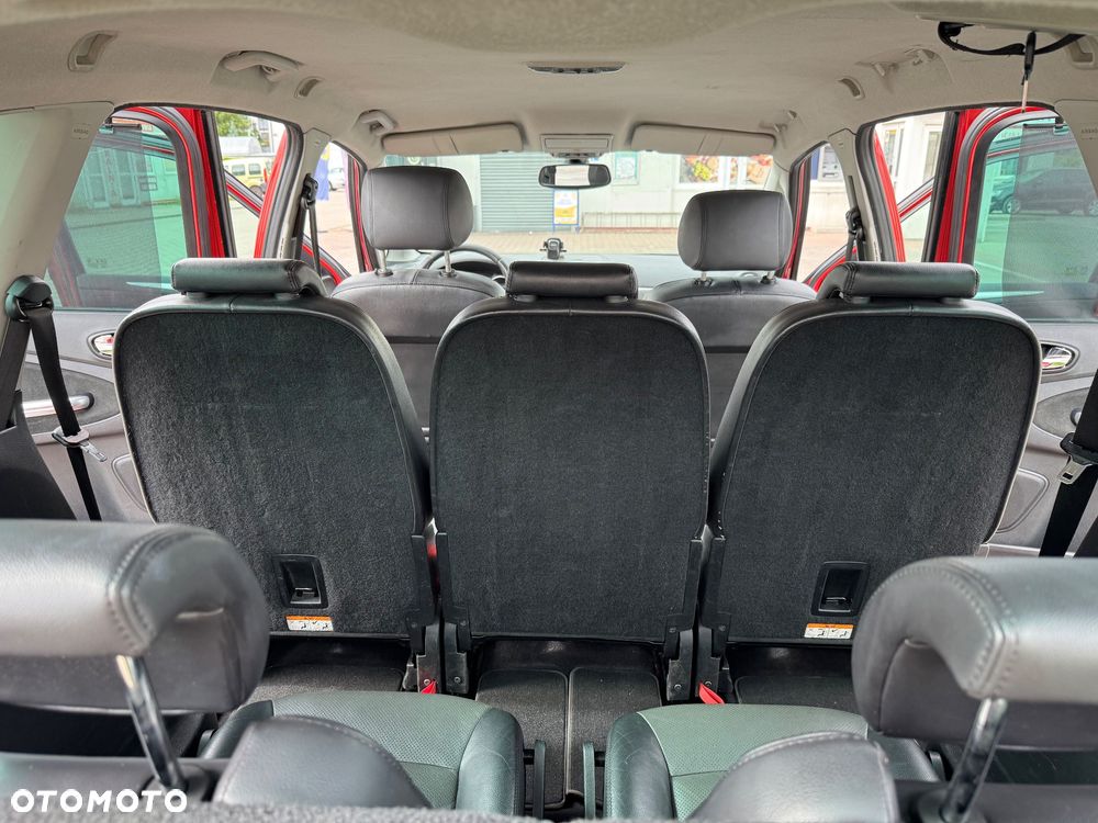 Ford S-Max 2.0 TDCi Titanium - 32