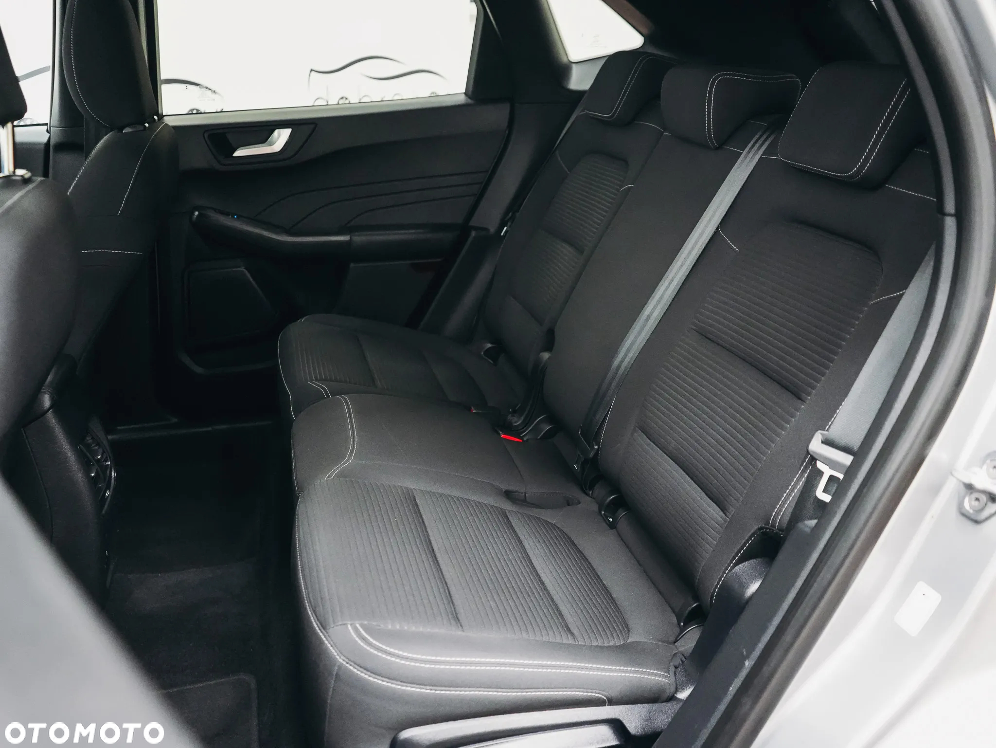 Ford Kuga 2.5P PHEV FWD Titanium - 17