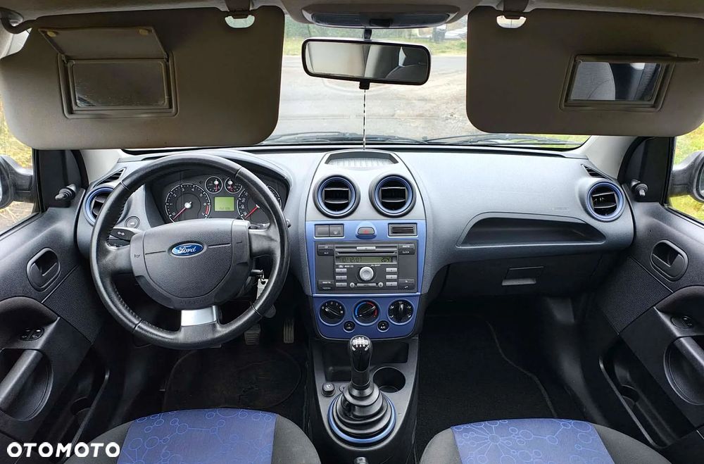 Ford Fiesta 1.3 Fun - 28