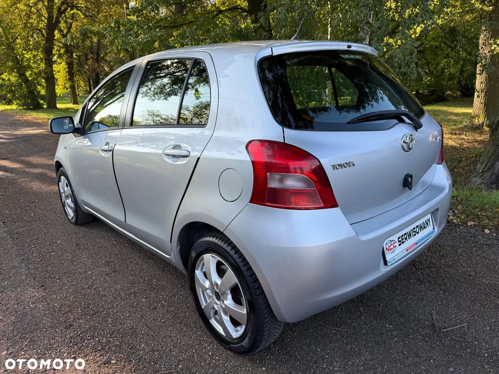 Toyota Yaris 1.0 Sol - 7
