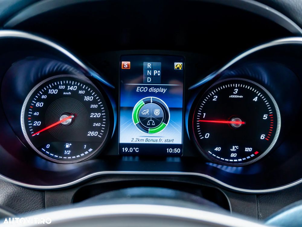Mercedes-Benz GLC 250 d 4MATIC 9G-TRONIC AMG Line - 34