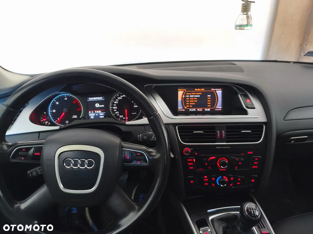 Audi A4 Avant 2.0 TDI DPF Ambiente - 7