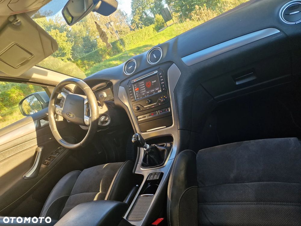 Ford Mondeo 2.0 TDCi Platinium X Plus (Titanium) - 17