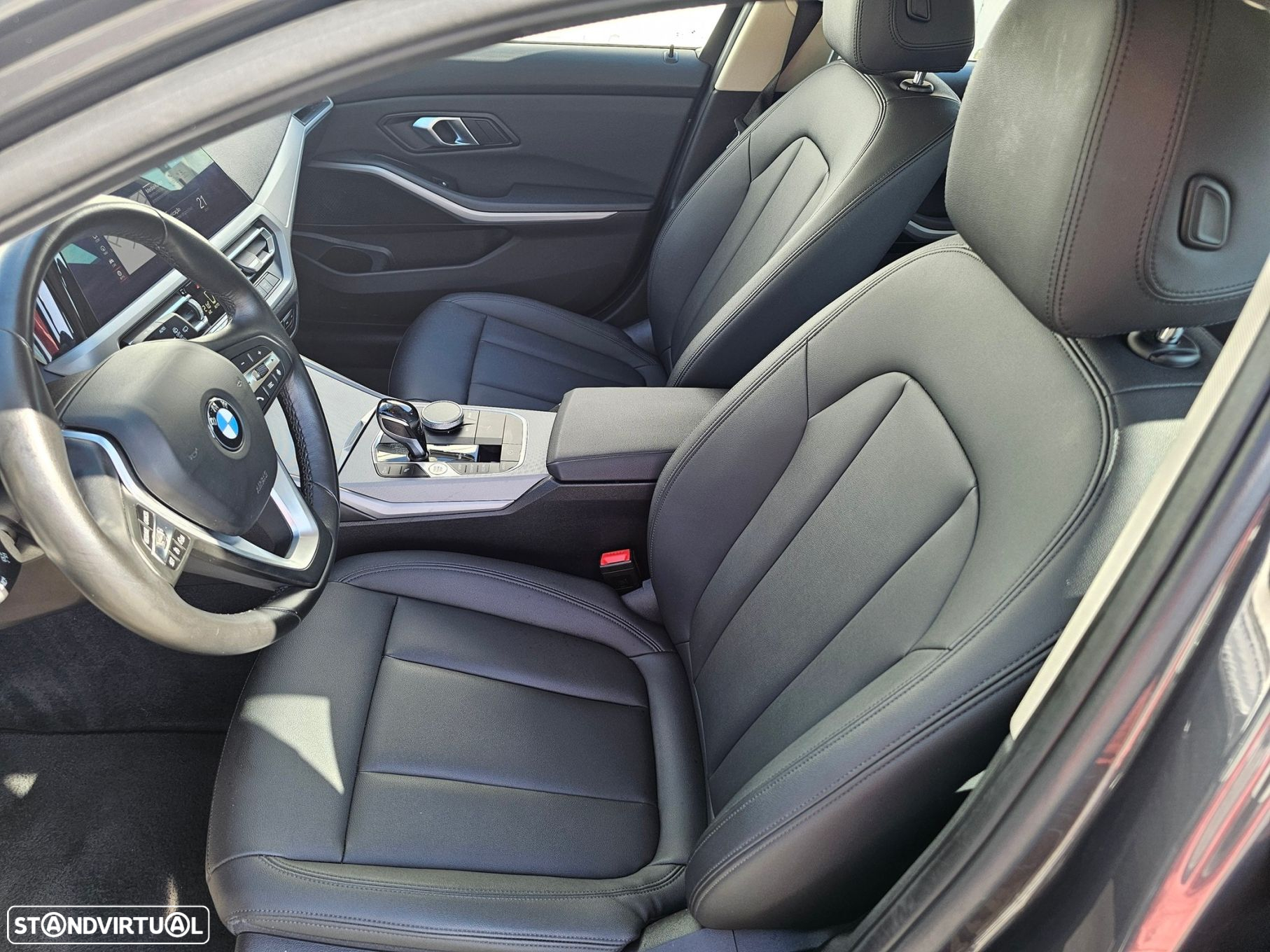 BMW 318 d Touring Auto - 18