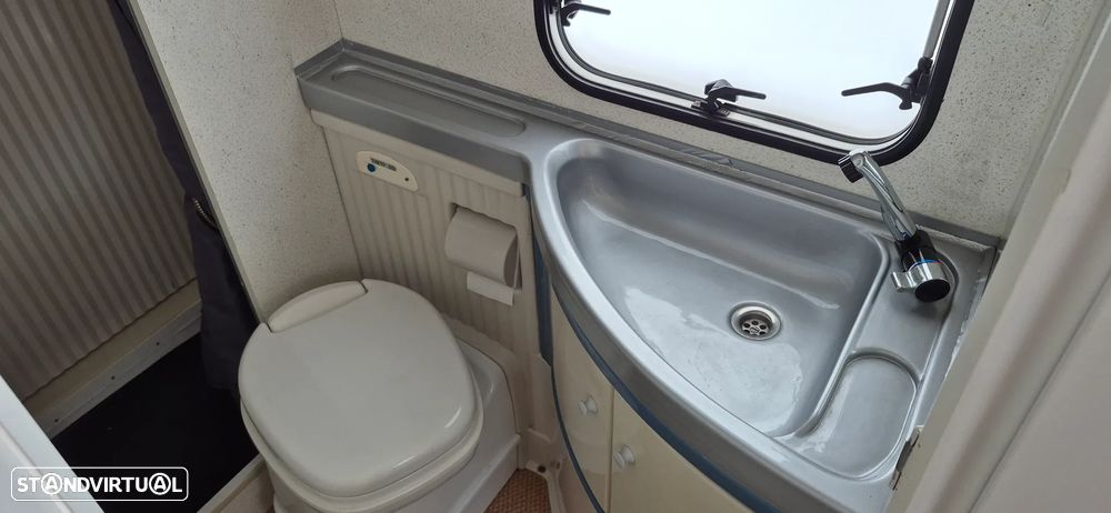 Burstner A535-2 CITROEN JUMPER 2.8 HDI  - BURSTNER - 4 LUGARES - 4 DORMIDAS - 40