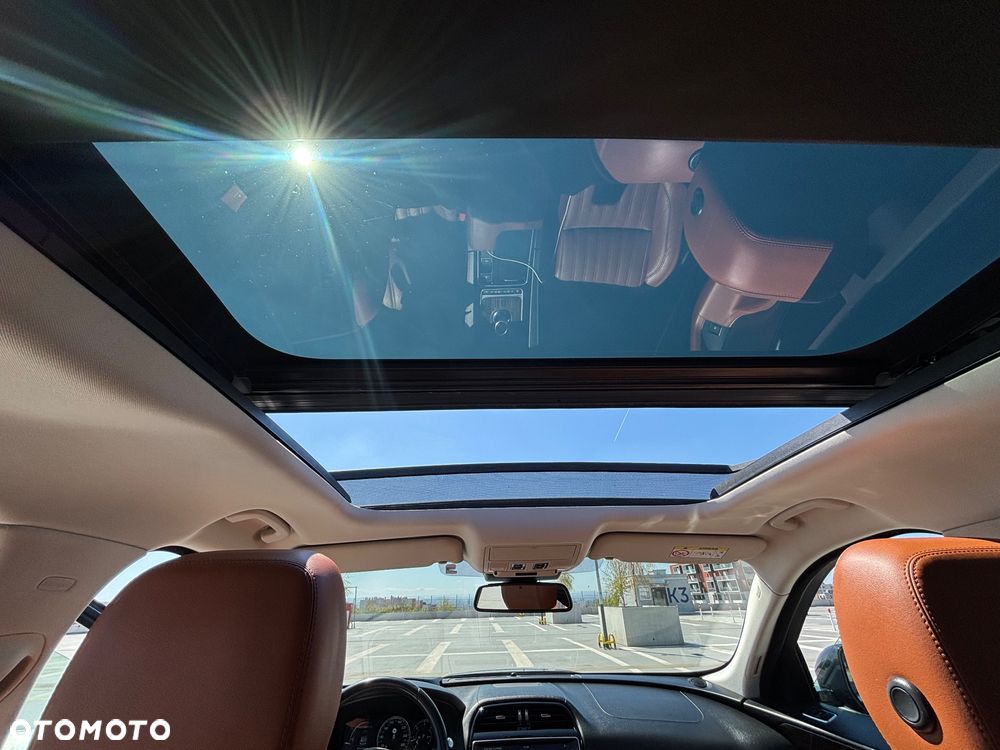 Jaguar F-Pace 2.0 i4D AWD Prestige - 31