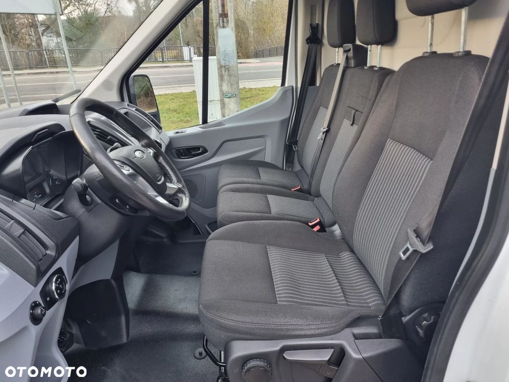 Ford Transit - 17