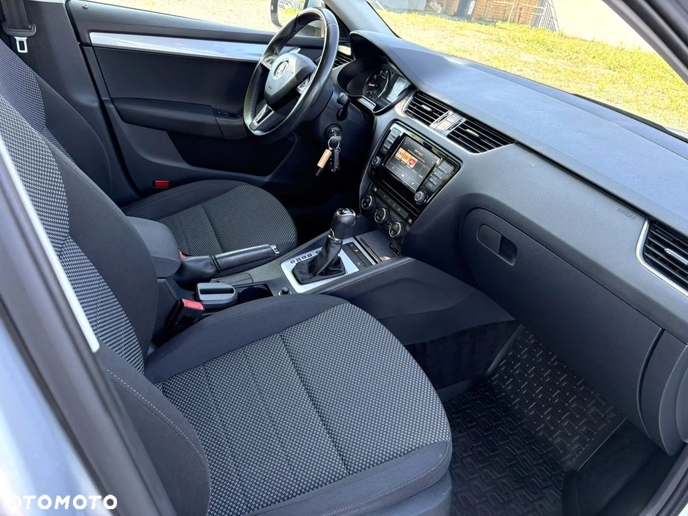 Skoda Octavia 1.4 TSI Ambition DSG - 25