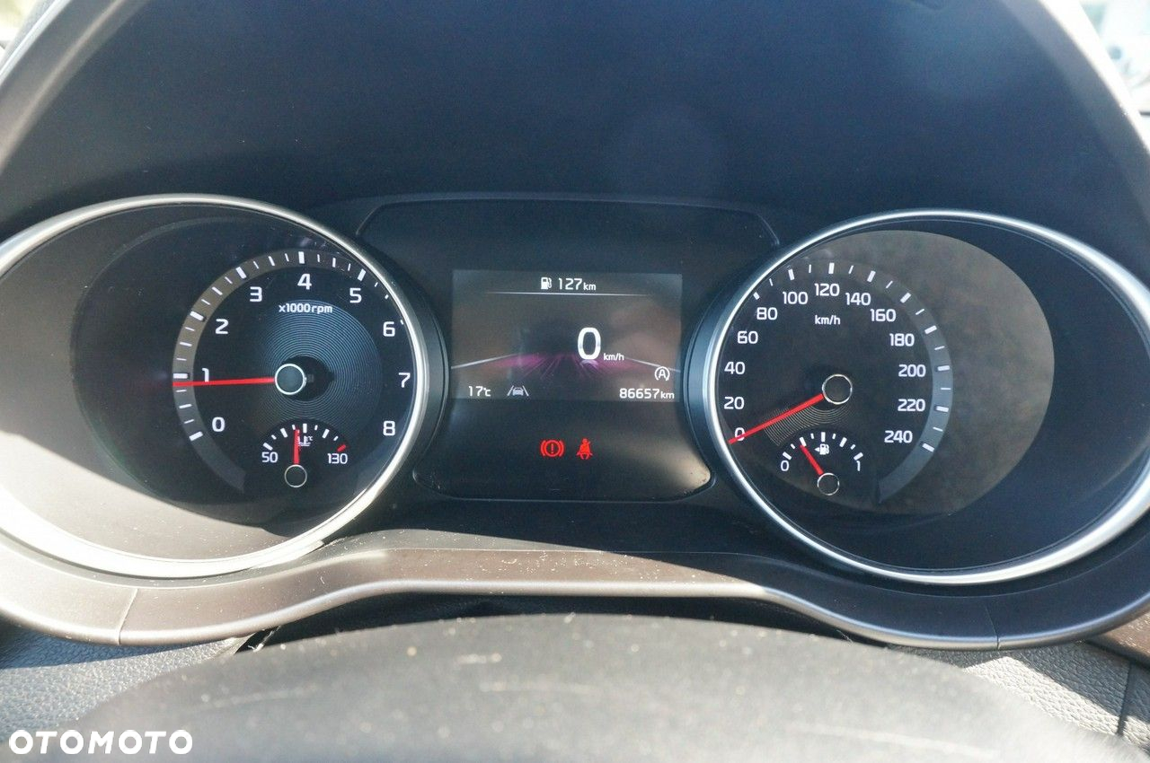 Kia Ceed - 14