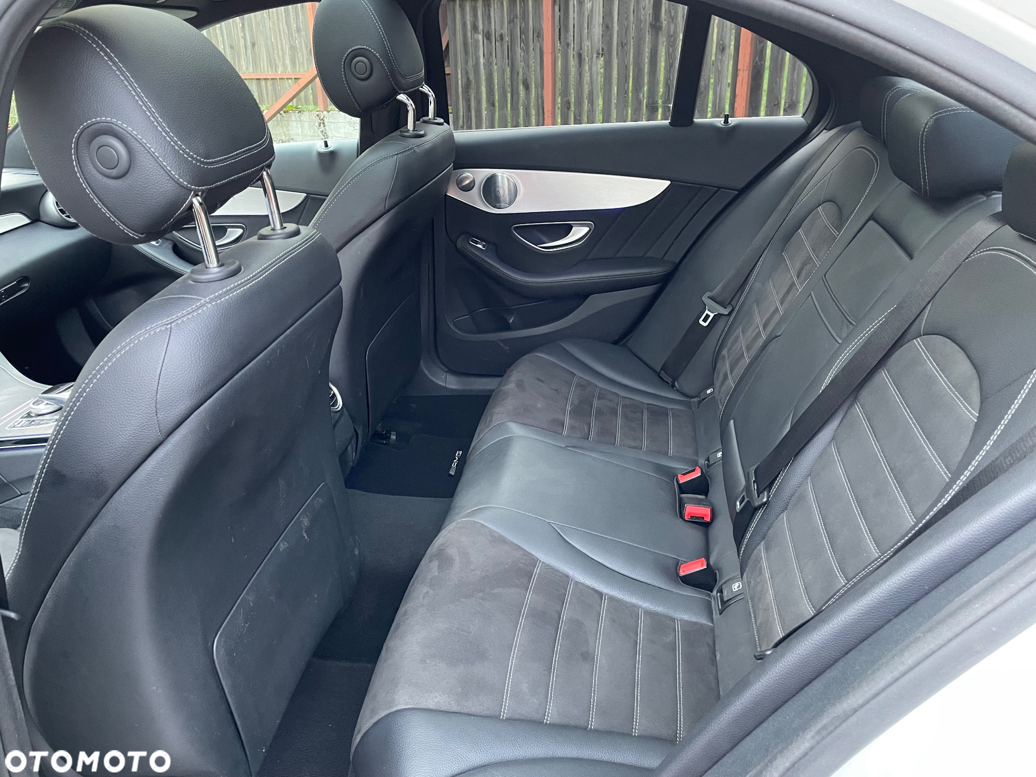 Mercedes-Benz Klasa C 220 d 9G-TRONIC - 28