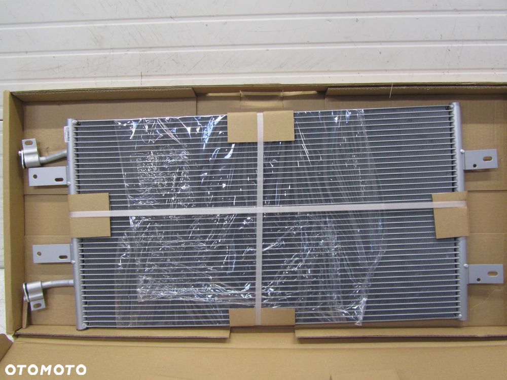 renault vivaro II chłodnica klimatyzacji  szeroka(nowa) - 1