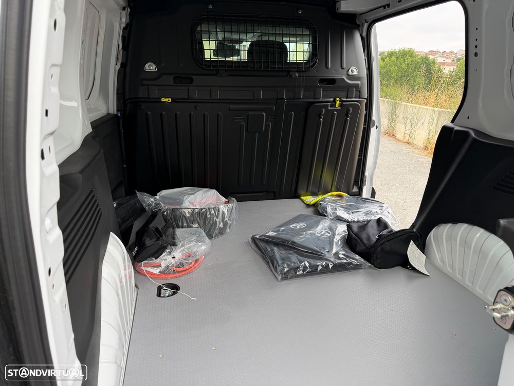 Toyota Proace City Eletrico - 18