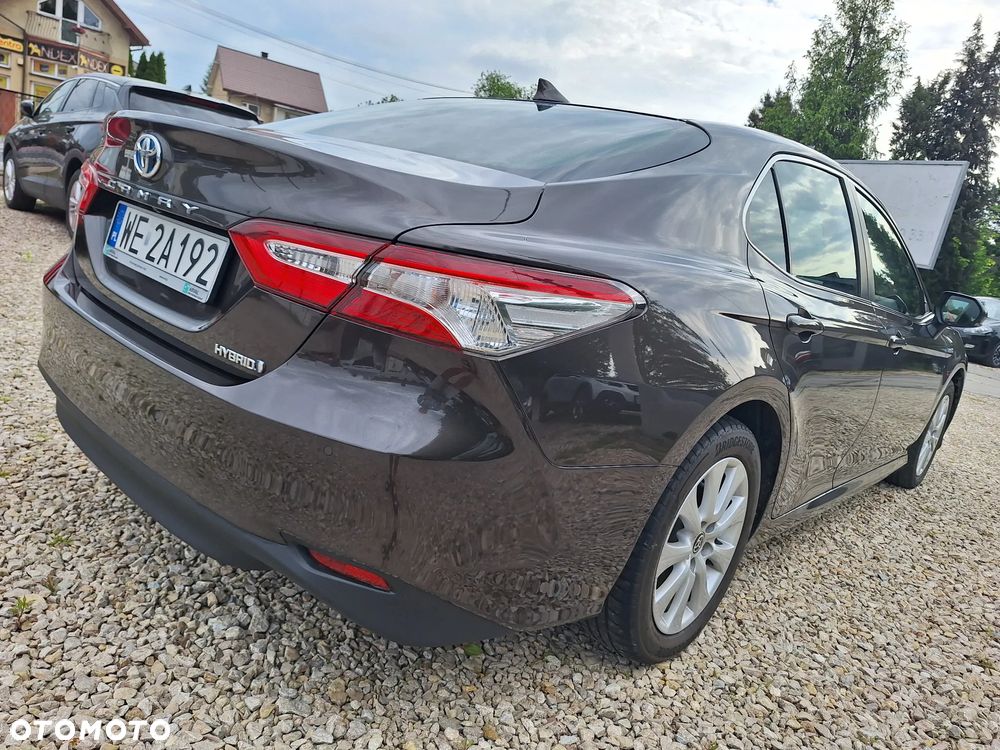 Toyota Camry 2.5 Hybrid Comfort CVT - 9