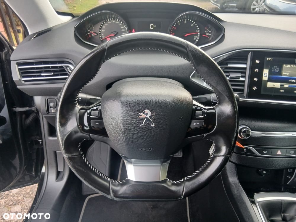 Peugeot 308 - 22