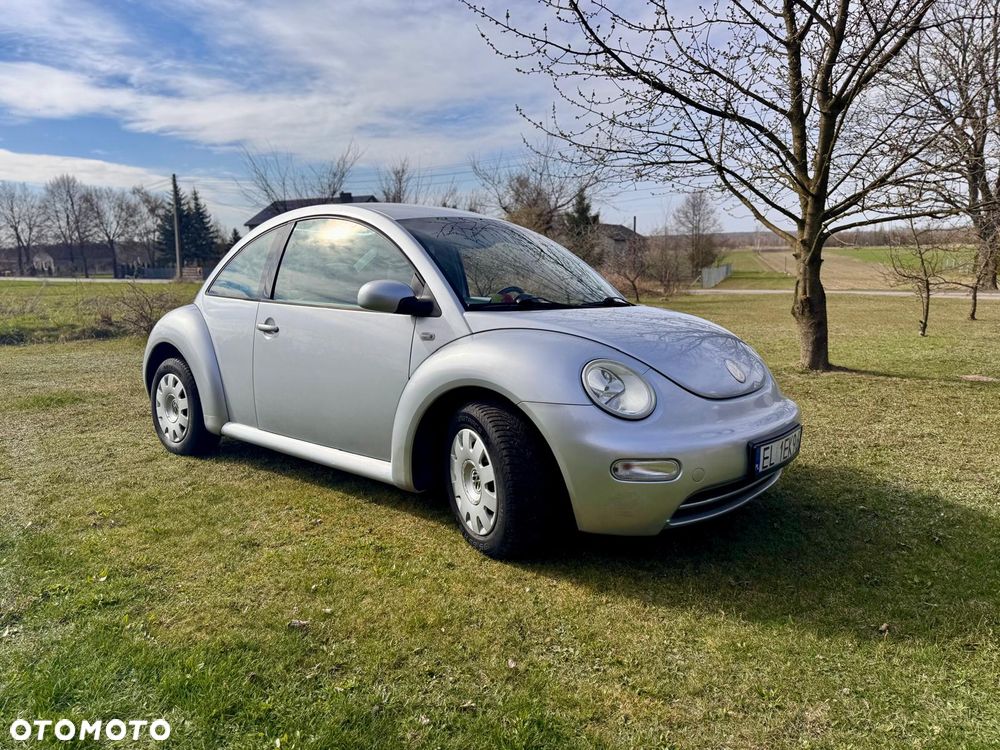 Volkswagen New Beetle 1.6 - 6