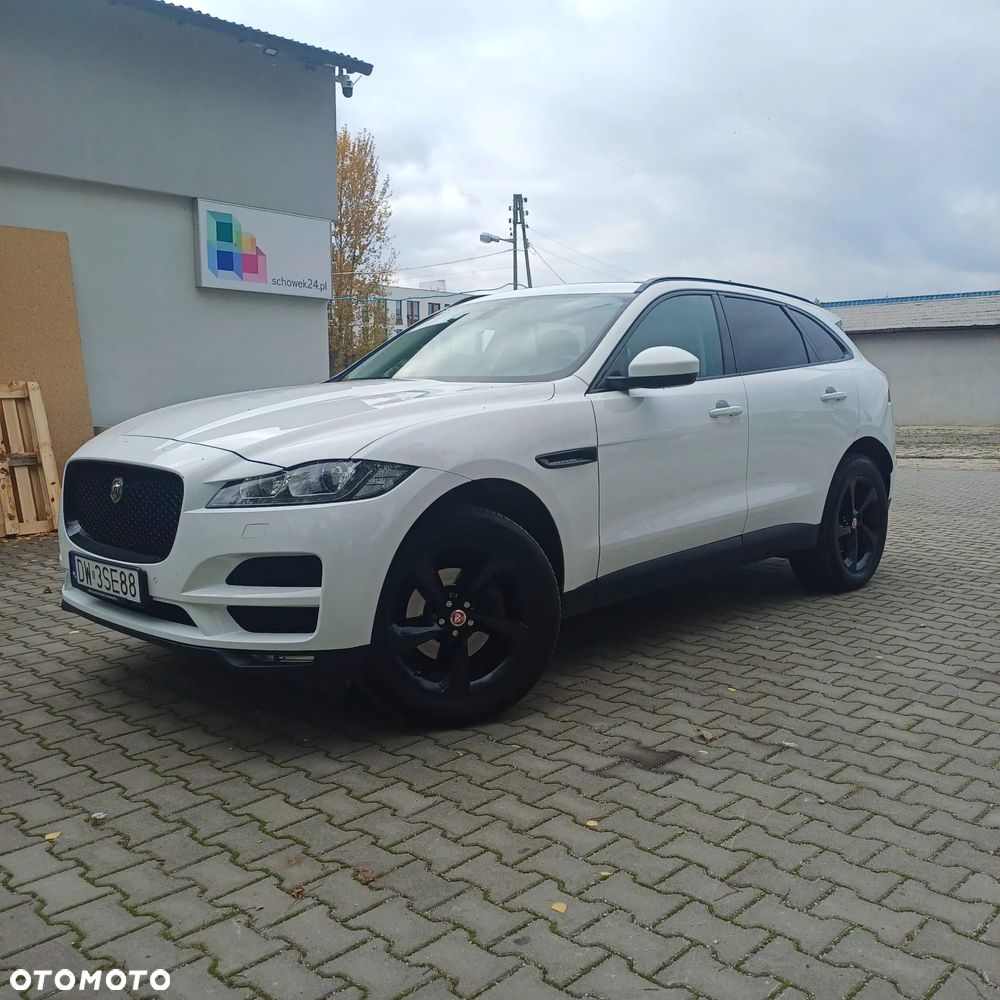 Jaguar F-Pace 2.0 i4P AWD R-Sport - 16