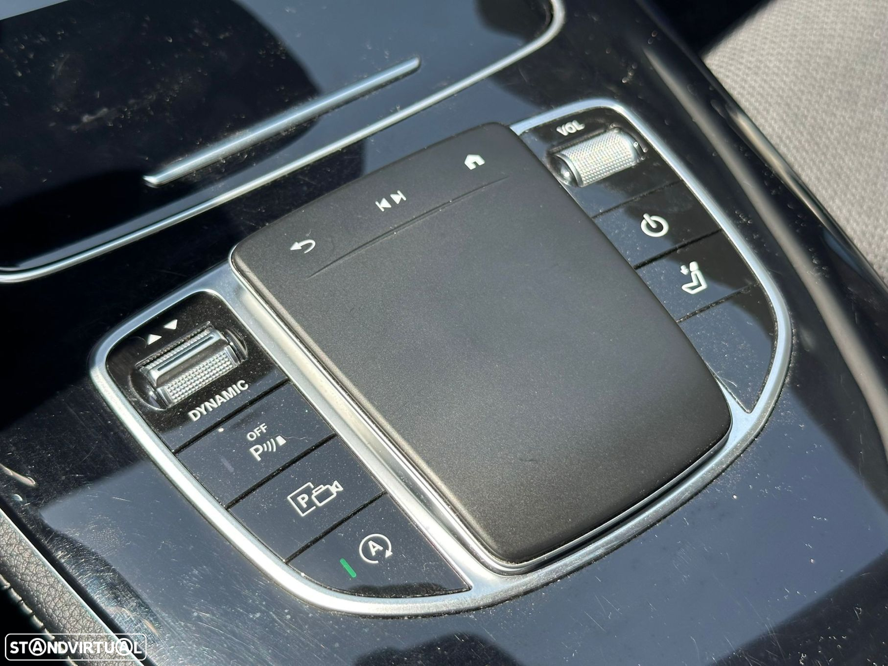 Mercedes-Benz E 220 d Avantgarde - 16