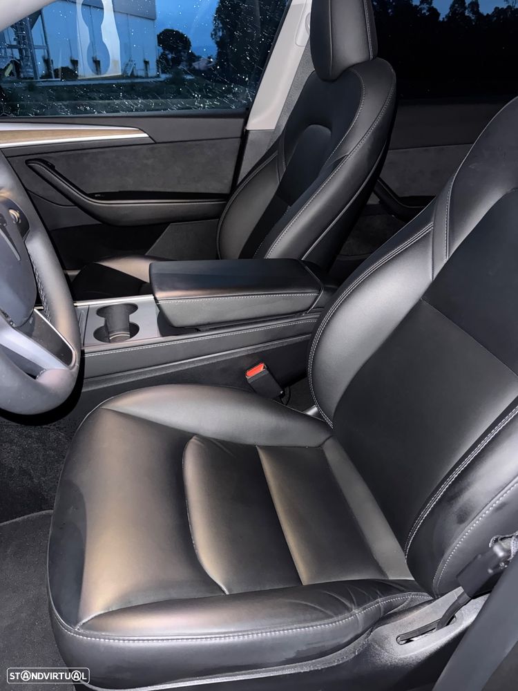 Tesla Model Y Standard - 15