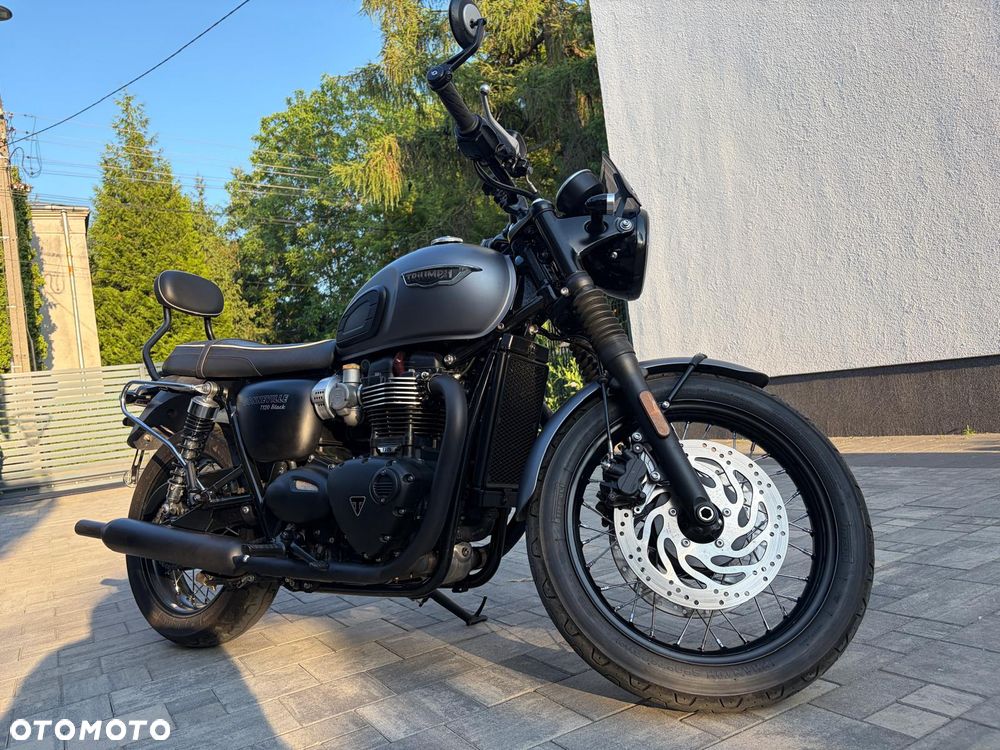 Triumph Bonneville - 7