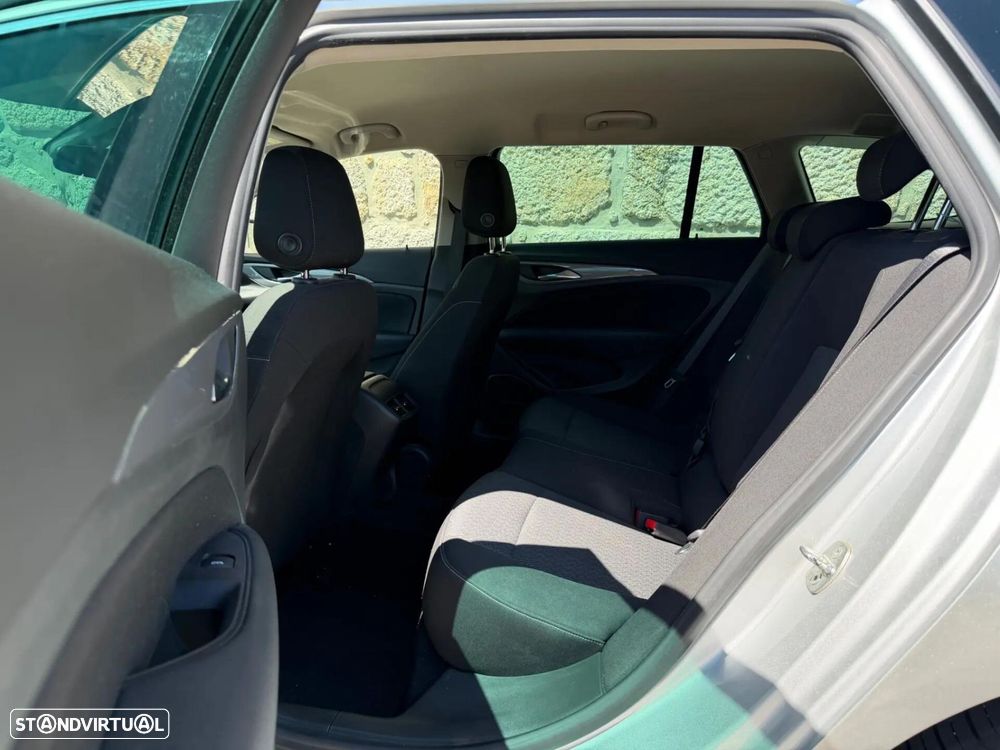 Opel Insignia Sports Tourer 1.6 CDTi Dynamic - 17