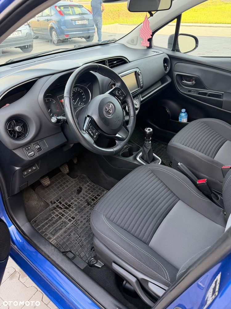 Toyota Yaris 1.5 Active - 11