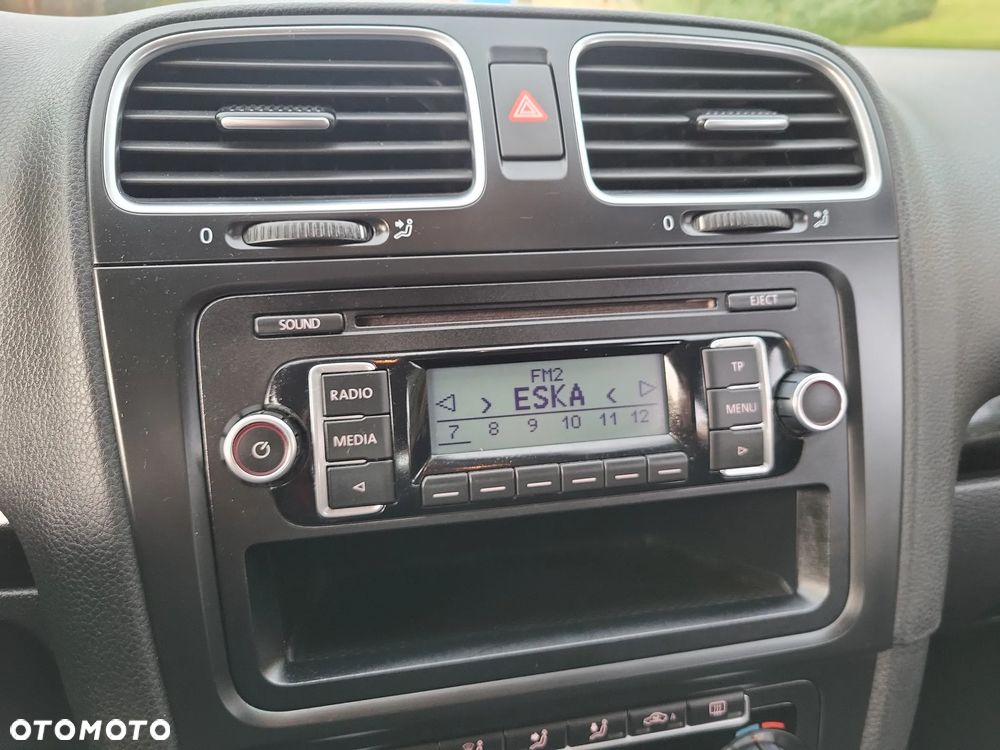 Volkswagen Golf - 38