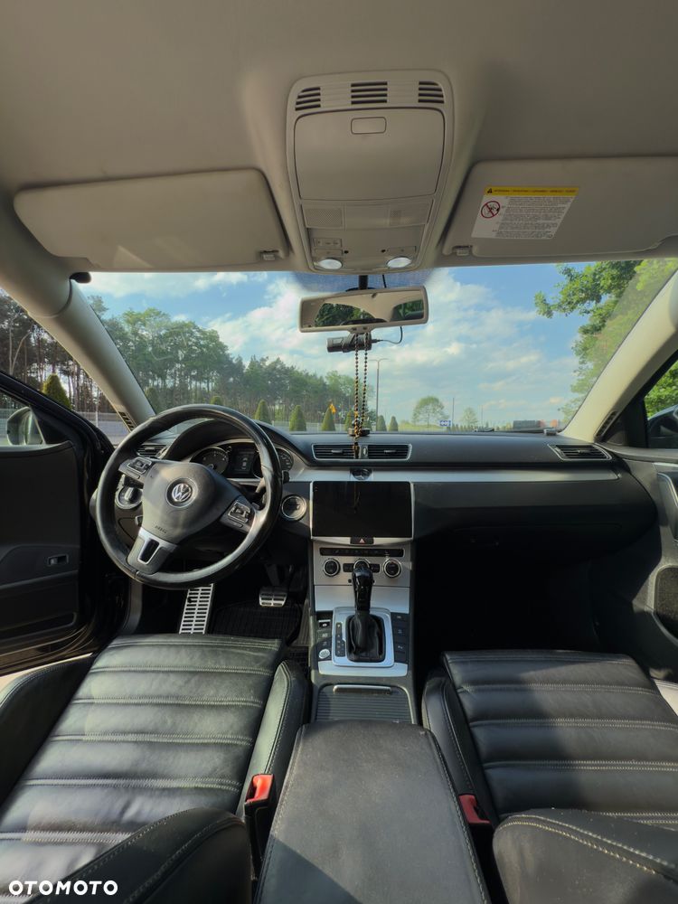 Volkswagen Passat 2.0 TDI Highline DSG - 16