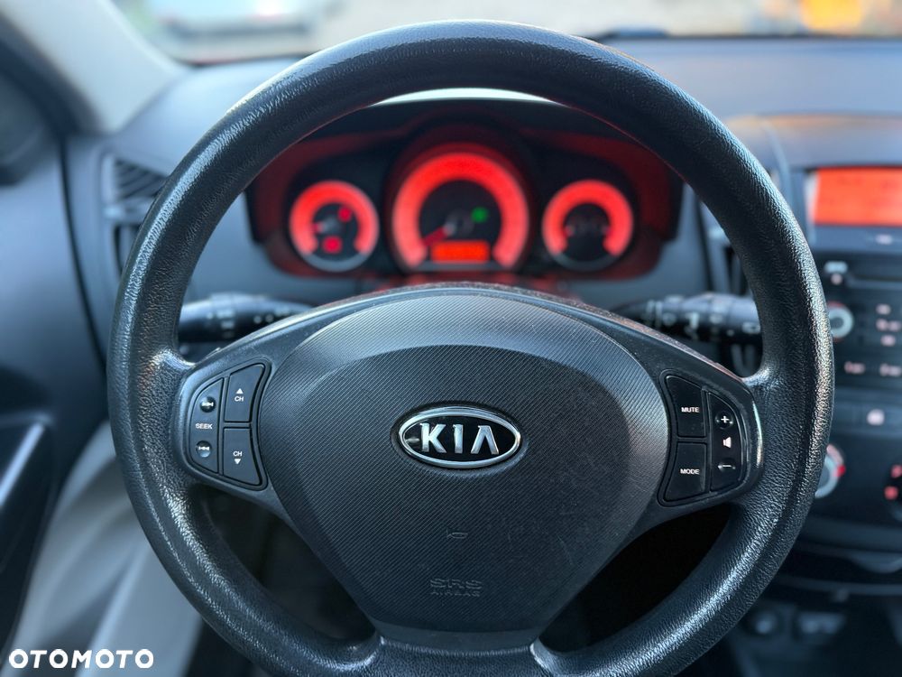 Kia Ceed 1.4 CVVT LX Basis - 28