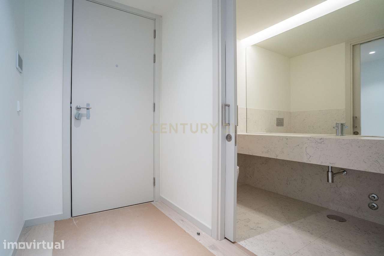 Apartamento T2 - Distrikt - Parque das Nações - Vista Frontal Rio - Grande imagem: 2/27