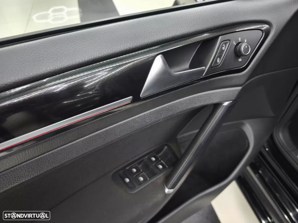 VW Golf 2.0 TSi GTi Performance - 20