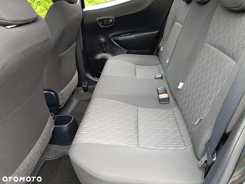 Toyota Yaris - 8