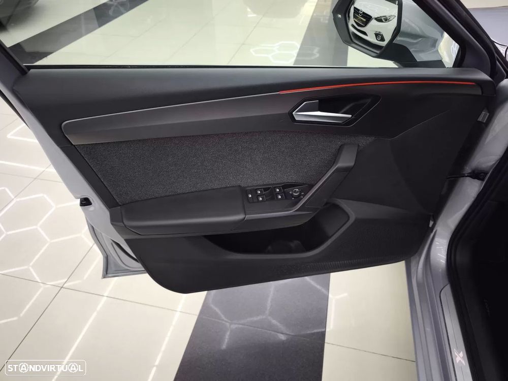 SEAT Leon 1.5 TSI ACT DSG OPF Xcellence - 20