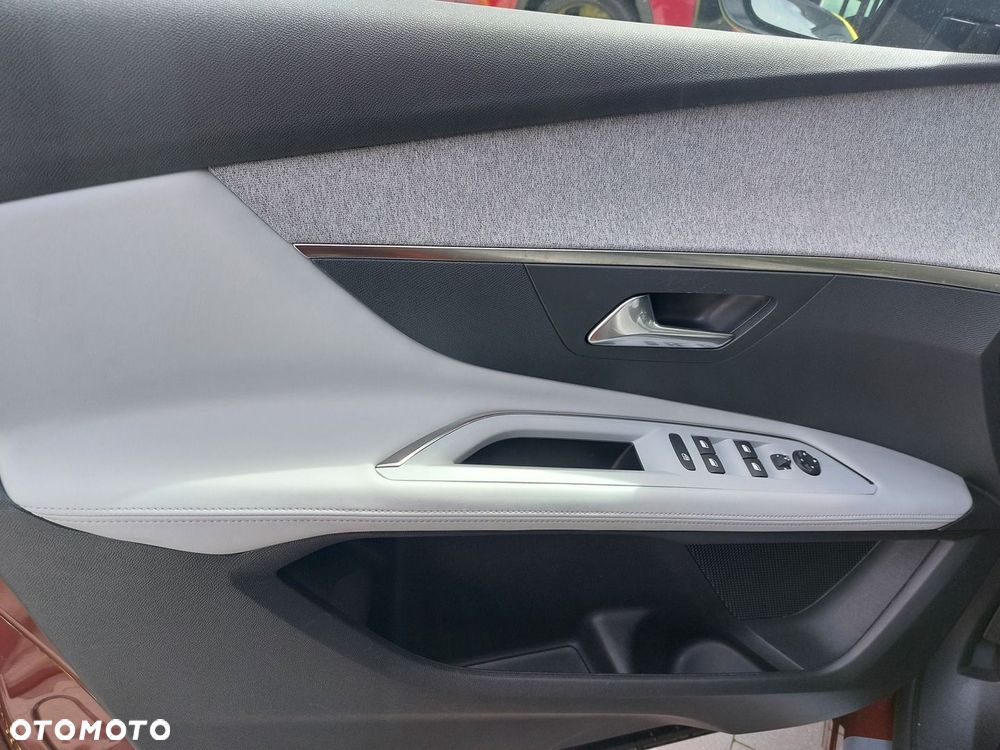Peugeot 3008 1.2 PureTech Access S&S - 14
