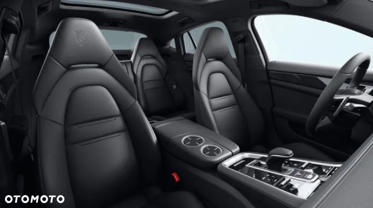 Porsche Panamera 4 Platinum Edition - 19