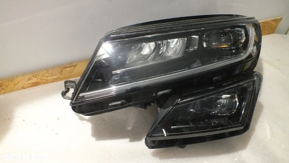 Lampa przednia lewa Skoda Kodiaq Full Led 566941015C - 2