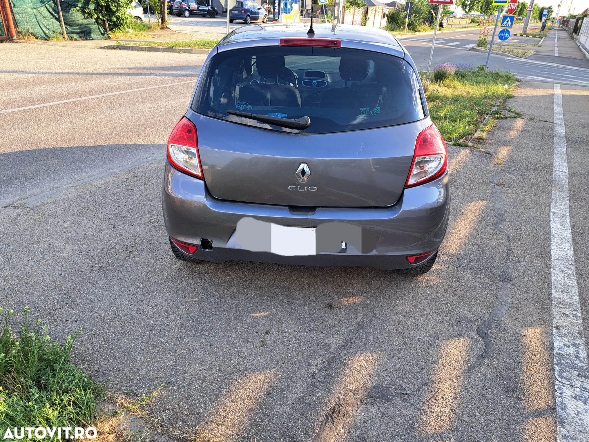 Renault Clio III 1.5 dCi Authentique - 3