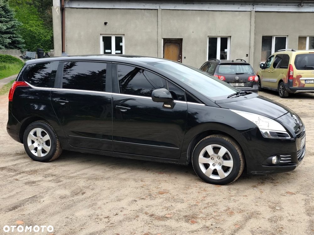 Peugeot 5008 - 14
