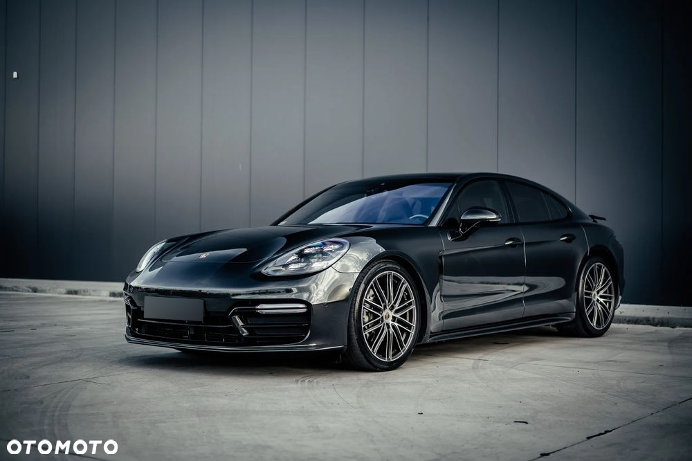 Porsche Panamera 4 - 3