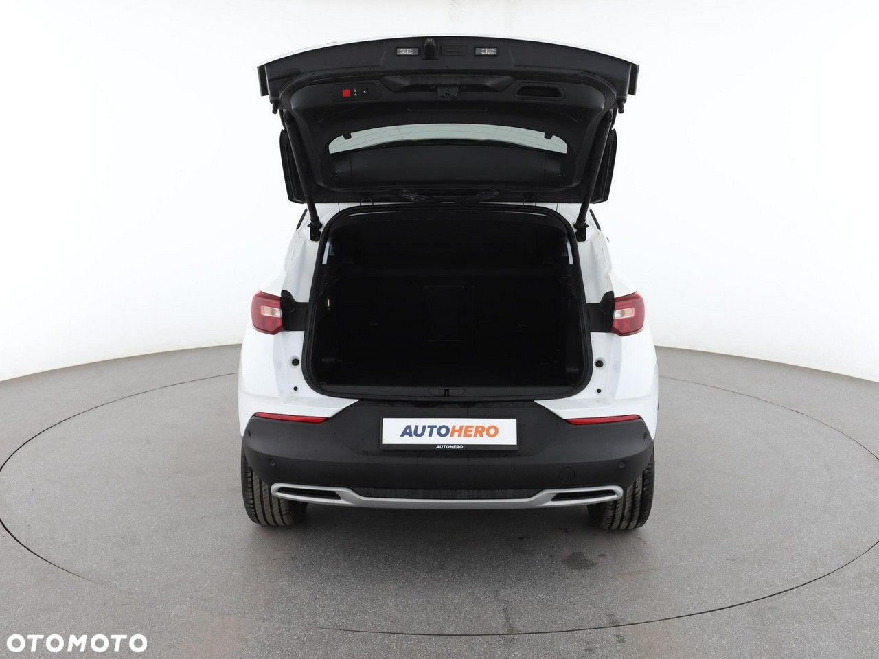 Opel Grandland X 1.2 T GPF Innovation S&S - 19
