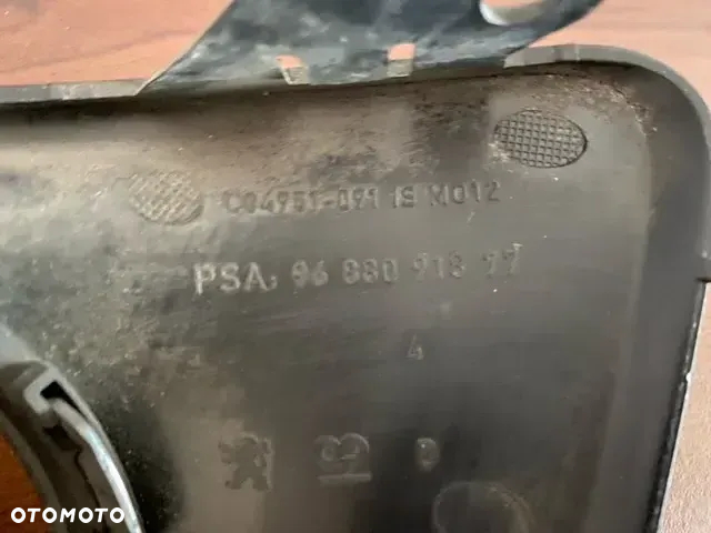 KRATKA ZDERZAKA PRAWA PRZÓD PEUGEOT 207 LIFT - 3