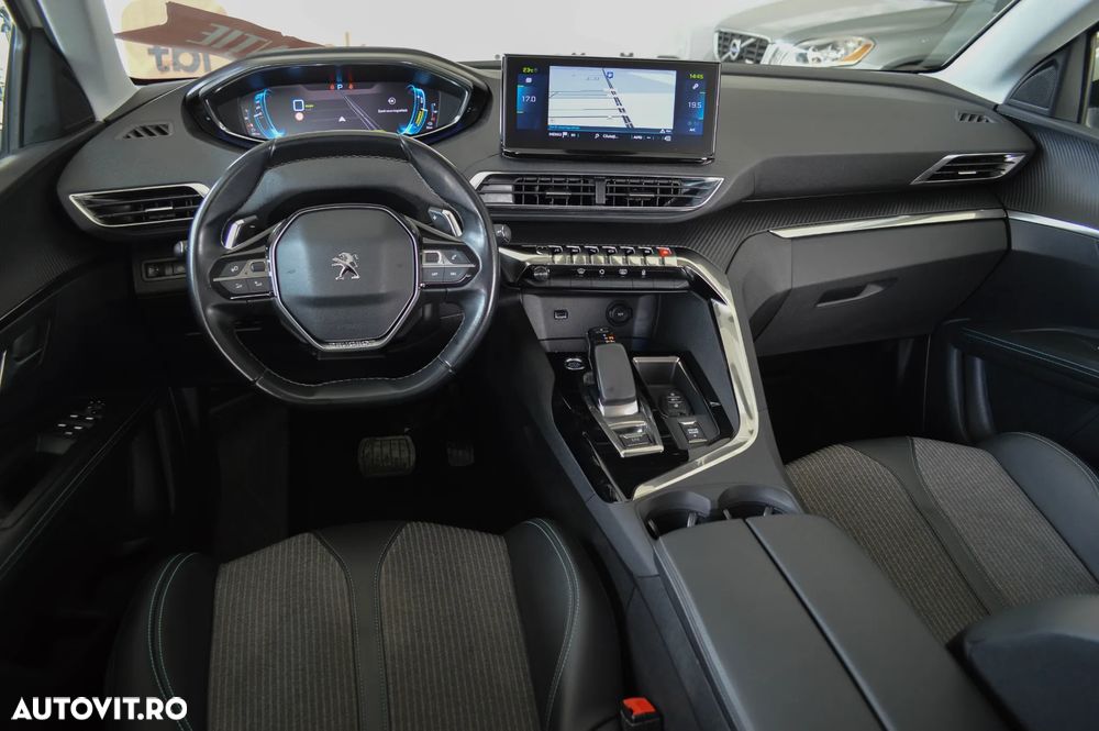Peugeot 3008 225 e-EAT8 Allure Pack - 33
