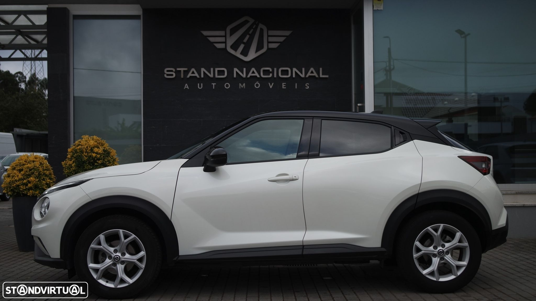 Nissan Juke 1.0 DIG-T N-Connecta DCT - 9